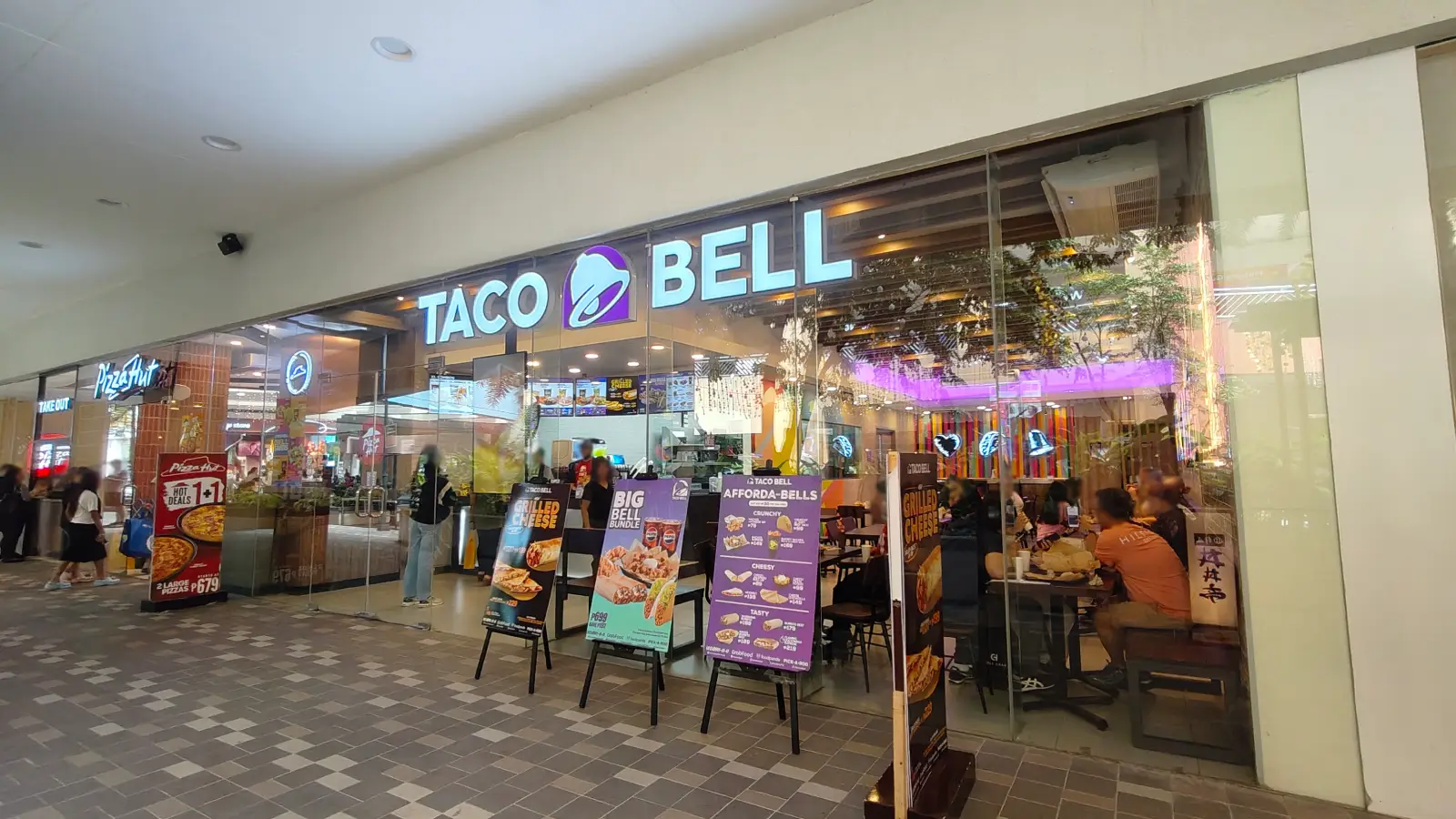TACO BELL in SM Mall of Asia